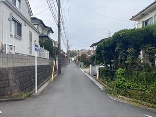 南西側前面道路(2026年4月撮影)