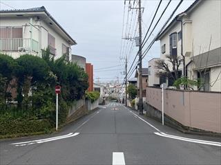 南東側前面道路(2026年4月撮影)
