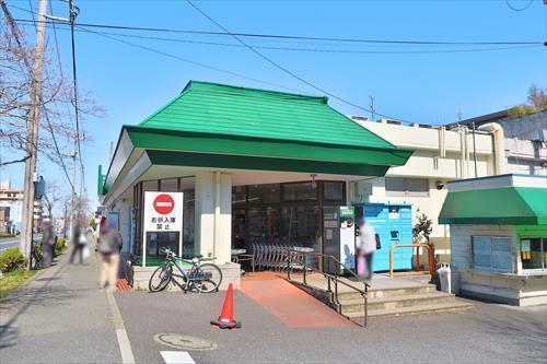 Fuji上中里店まで520m