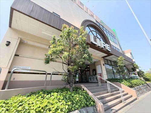 ライフ鶴見店まで520m