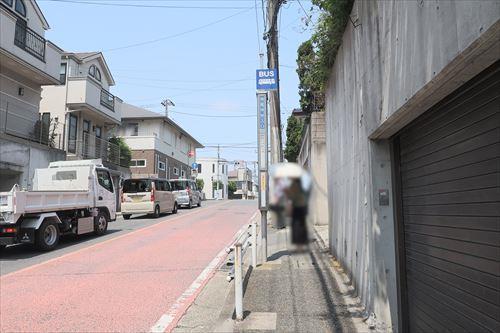 バス停「寺尾中学入口」 徒歩2分