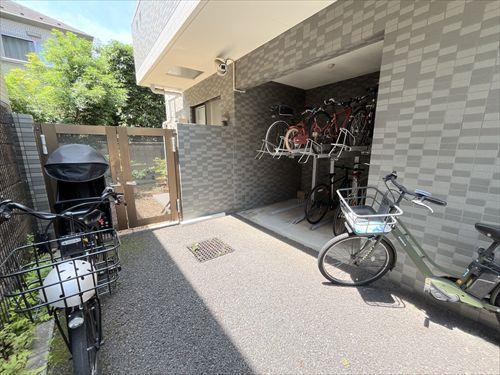 駐輪場