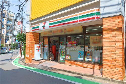 セブンイレブン代々木参宮橋店まで350m