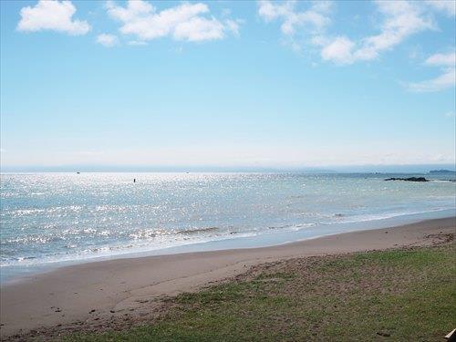 秋谷海水浴場まで710m