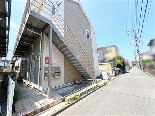 前面道路含む外観 前面道路含む外観