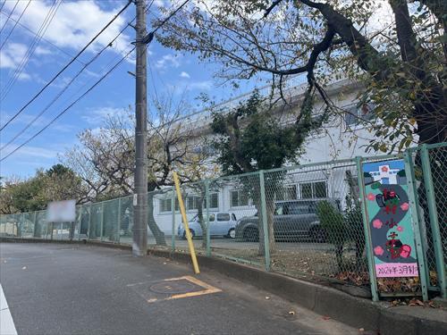 横浜市立梅林小学校まで540m