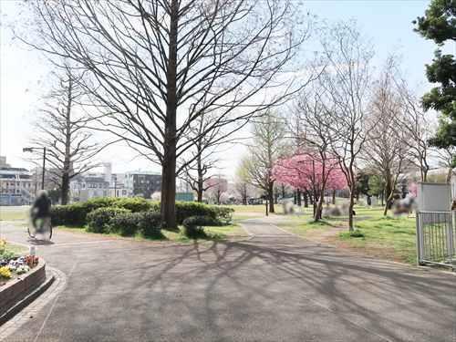 蒔田公園まで440m