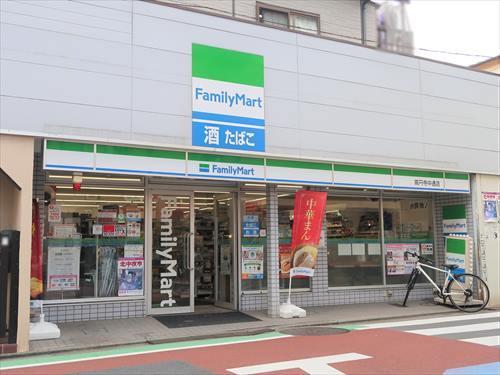 ファミリーマート高円寺中通店まで150m