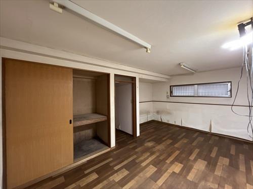 納戸（地下）：2026年1月撮影