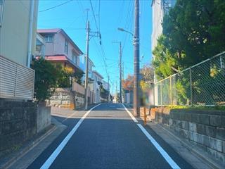 南側前面道路