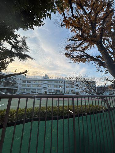 大田区立山王小学校まで360m