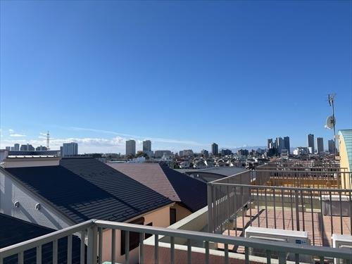 ルーフバルコニーから南西側の眺望