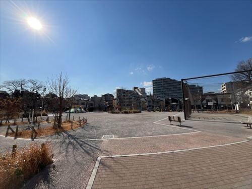 浜川公園まで230m