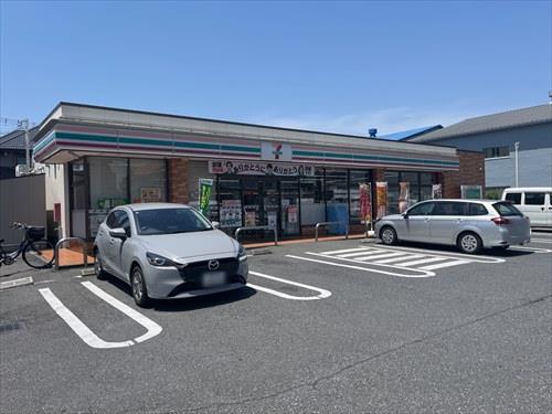 セブンイレブン足立鹿浜2丁目店110m セブンイレブン足立鹿浜2丁目店110m