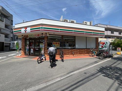 セブンイレブン江戸川東瑞江1丁目210m