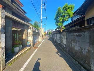 南側前面道路