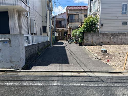 南側前面道路