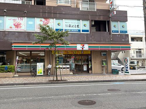 セブンイレブン相模大野駅南店　徒歩2分