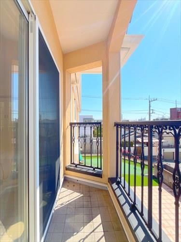 ルーフバルコニー