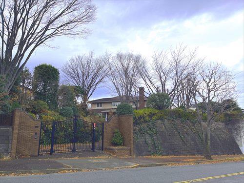 外観写真　南東側前面道路より撮影