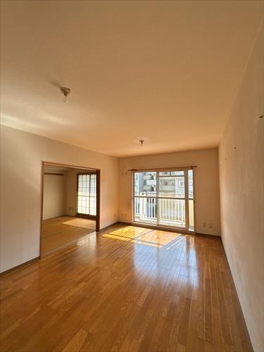 リビング（約9.9帖）