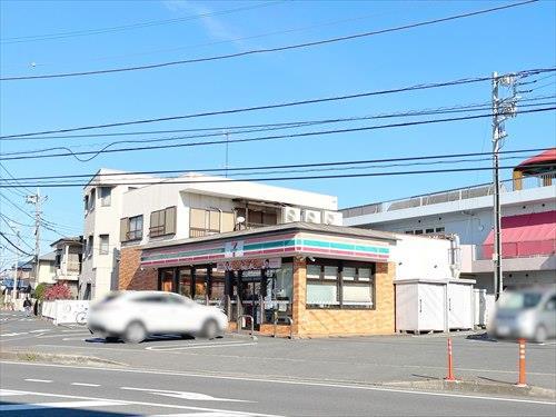 セブンイレブン大和つきみ野駅北店910m