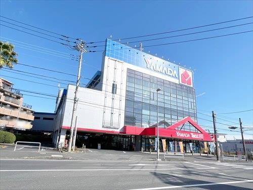 ヤマダデンキテックランド大和店1060m