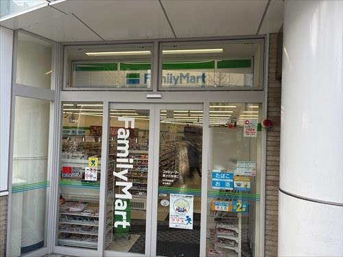 ファミリーマート藤が丘駅南口店