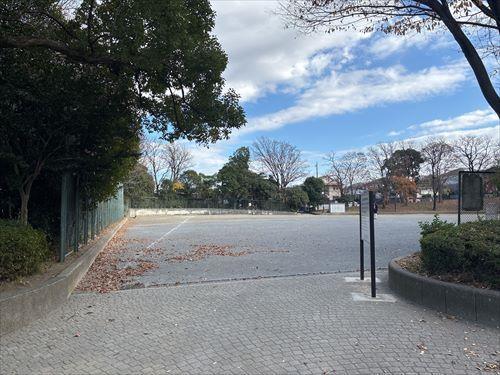 桂台公園まで610ｍ（徒歩8分）