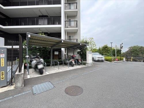 バイク置き場