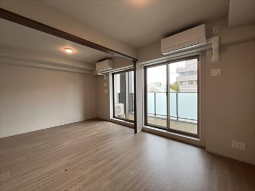 リビング＋洋室