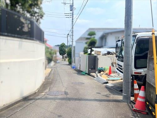 現地含む前面道路
