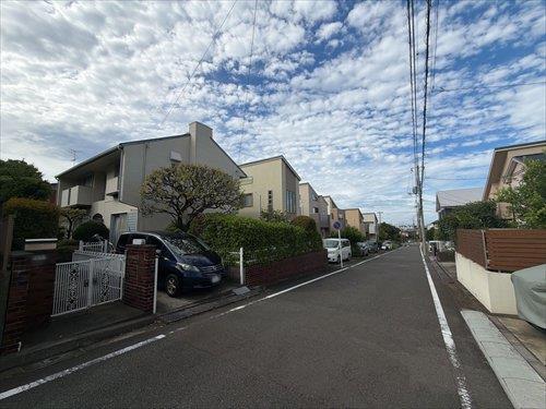 前面道路（撮影年月日：2026年9月）