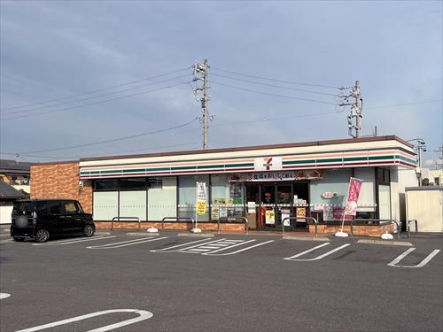 セブンイレブン東浦石浜駅西店まで170m