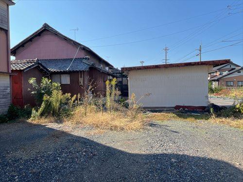 西側敷地-1 (2025年11月撮影）