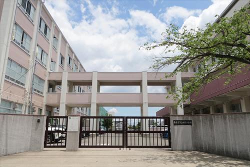 名古屋市立中根小学校まで620m