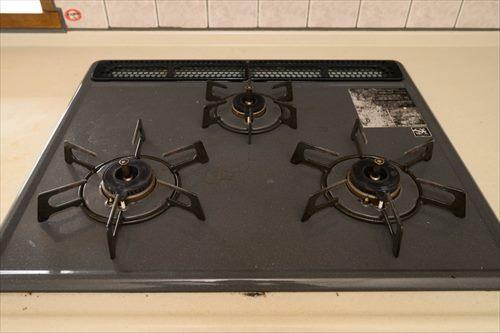 三口コンロ