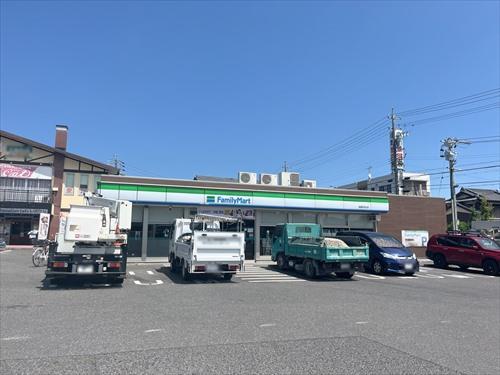 ファミリーマート東郷町和合店まで880m