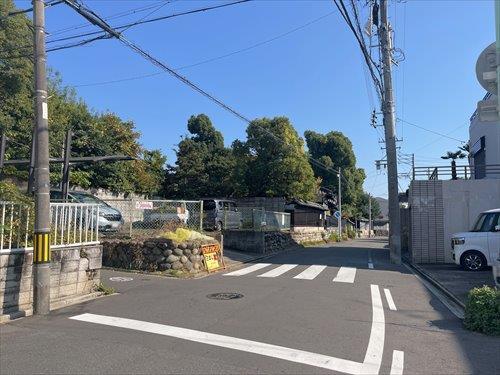 前面道路南側交差点付近-2