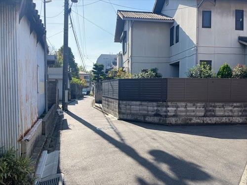 前面道路北側交差点付近