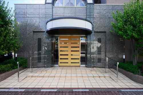 マンション正面