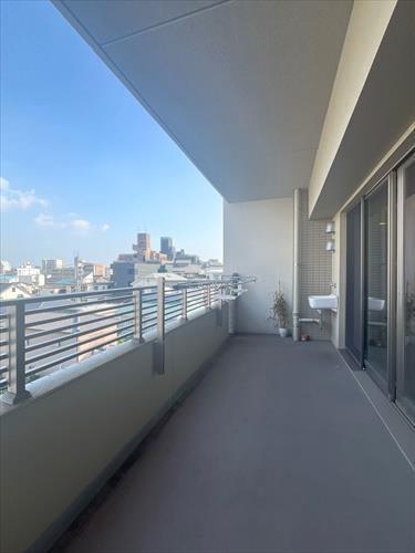 南東側バルコニー