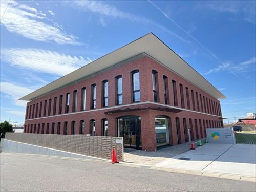 平手幼稚園まで710m