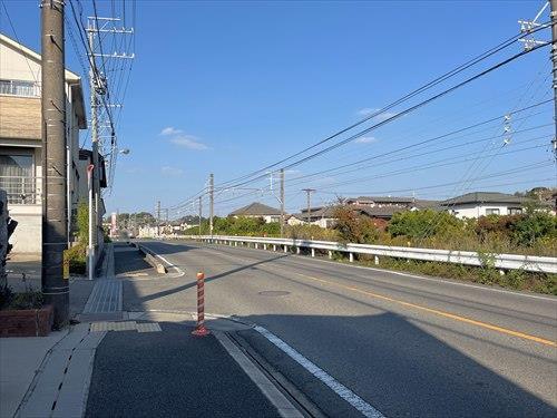 東側交差点付近-1