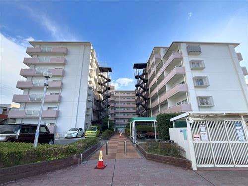 外観 (2025年12月撮影)