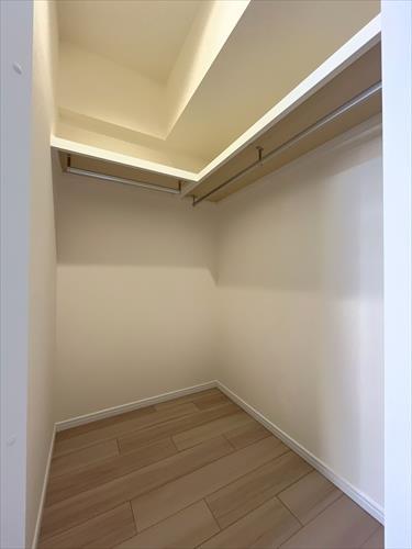 WIC / 北東側洋室