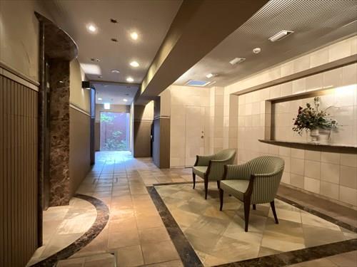 1階エレベーターホール