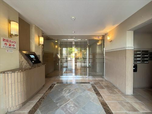 エントランス(風除室)