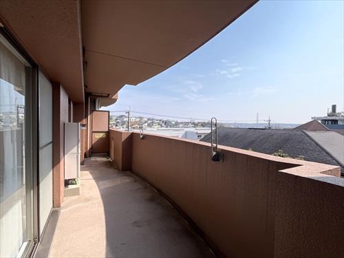 南東側バルコニー-1