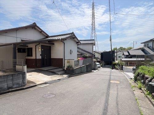 北西側前面道路-2(2026年4月撮影)